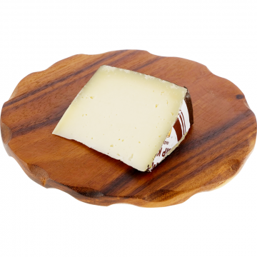 Сыр полутвердый «Гранд Маэстро» козий, 45%, 1 кг, фасовка 
