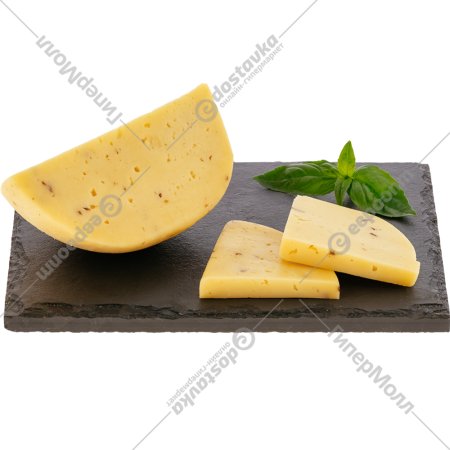 Сыр полутвердый «Ларец с лисичками» 50%, 1 кг, фасовка 0.25 кг
