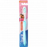 Зубная щетка «Oral-B 3-Effect» деликатное отбеливание, 1 шт