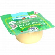 Сыр полутвердый «Верхний луг» Сулугуни, 40%, 240 г