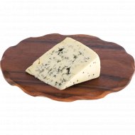 Сыр с голубой плесенью «MonBlu» 50%, 1 кг, фасовка 0.16 - 0.2 кг
