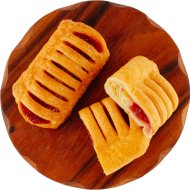 Слойка с вишневой начинкой, 85 г