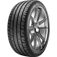 

Шина лет(Ult.High Perf,225/45ZR18,95WXL)