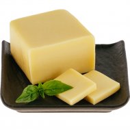 Сыр твердый «Молдавский» Особый, 40%, 1 кг, фасовка 0.25 - 0.3 кг
