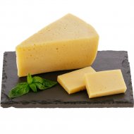 Сыр «Пошехонский Традиционный» полутвердый, 1 кг, фасовка 0.35 - 0.4 кг