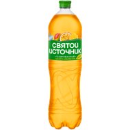 На­пи­ток га­зи­ро­ван­ный Свя­той Ис­точ­ни­к со вкусом манго и маракуйи, 1.5 л