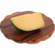 Сыр полутвёрдый «Карлов Двор» Элит де Комте, 45%, 1 кг, фасовка 0.35 - 0.45 кг