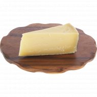 Сыр твердый «Брест-Литовск выдержанный» 45%, 1 кг, фасовка 0.3 - 0.4 кг